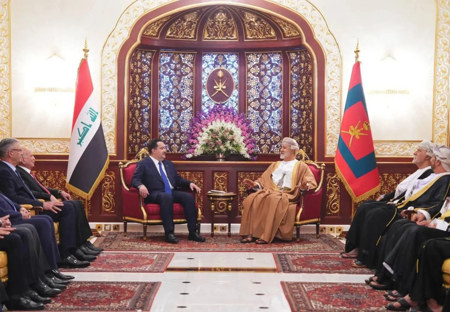Oman’s Sultan Haitham bin Tariq welcomes Iraqi Prime Minister Mohammed Shia Al-Sudani at Al-Hosn Palace (Oman News Agency)