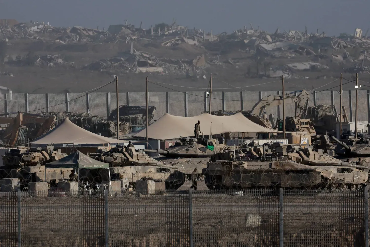 İsrail ordusunun Gazze Şeridi sınırındaki güçleri (Reuters)