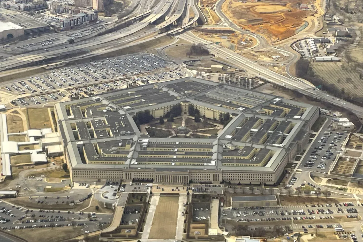 Virginia'daki Pentagon (AP)