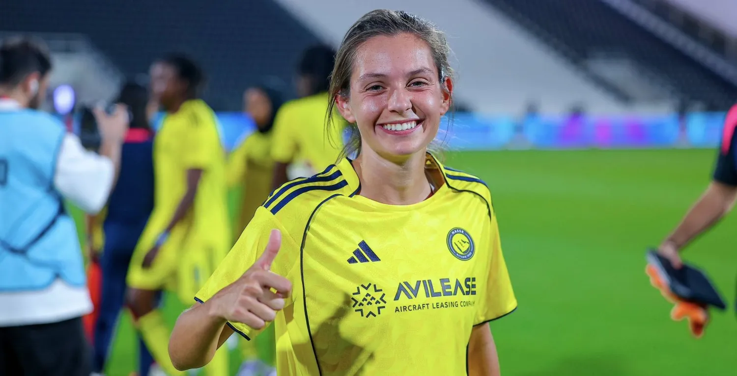 أندريا فاريا ظهور أول مع الفريق (نادي النصر)