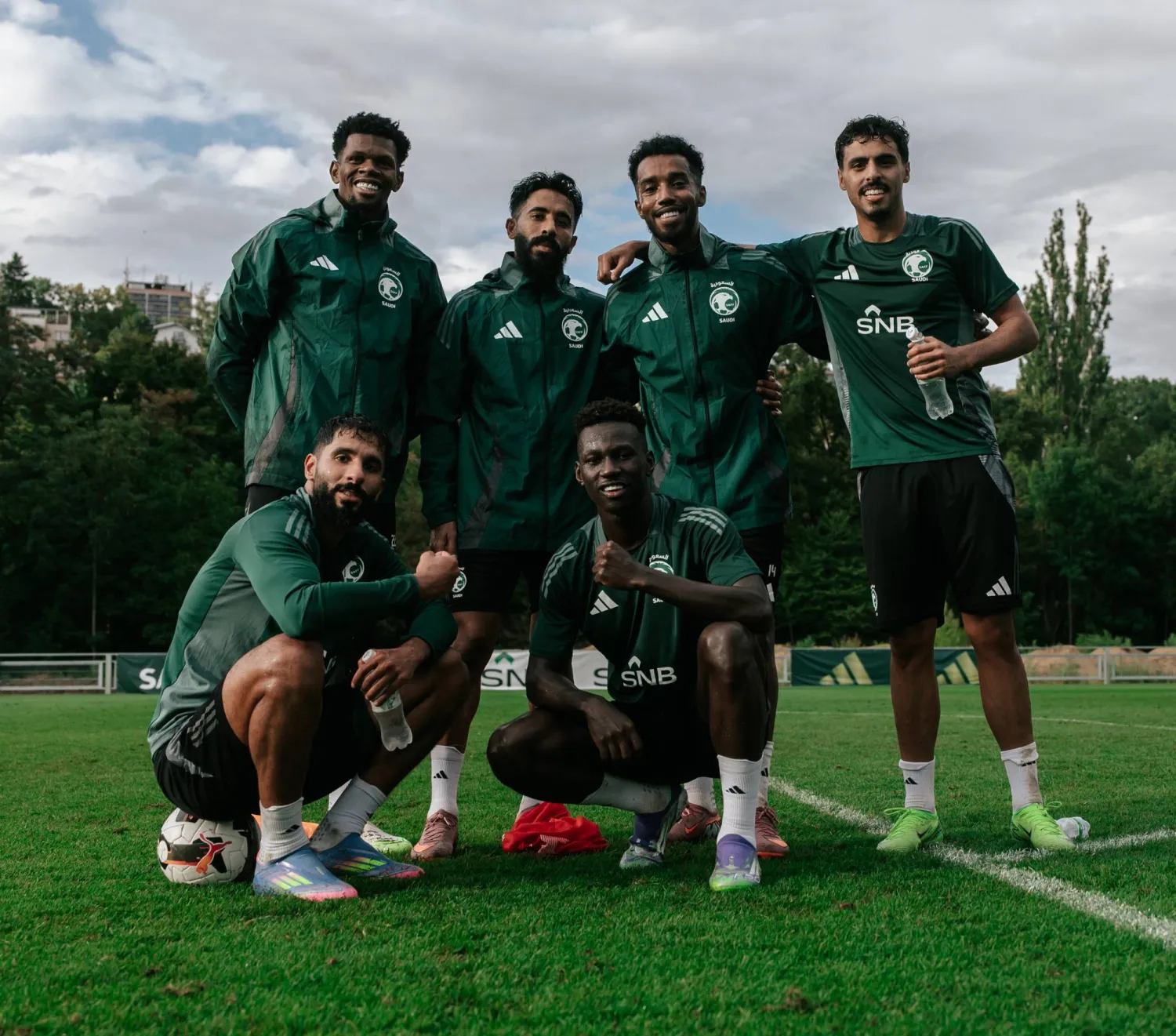 يواصل الأخضر تحضيراته في معسكره المقام بالتشيك (المنتخب السعودي) 