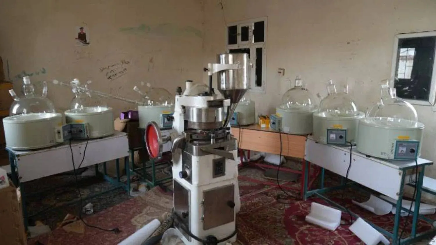 Yemeni security forces raided a drug pill manufacturing lab in Mahra province before production began. (Saba) 
