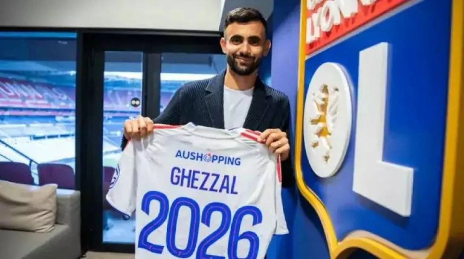 الدولي الجزائري السابق رشيد غزال (نادي ليون)