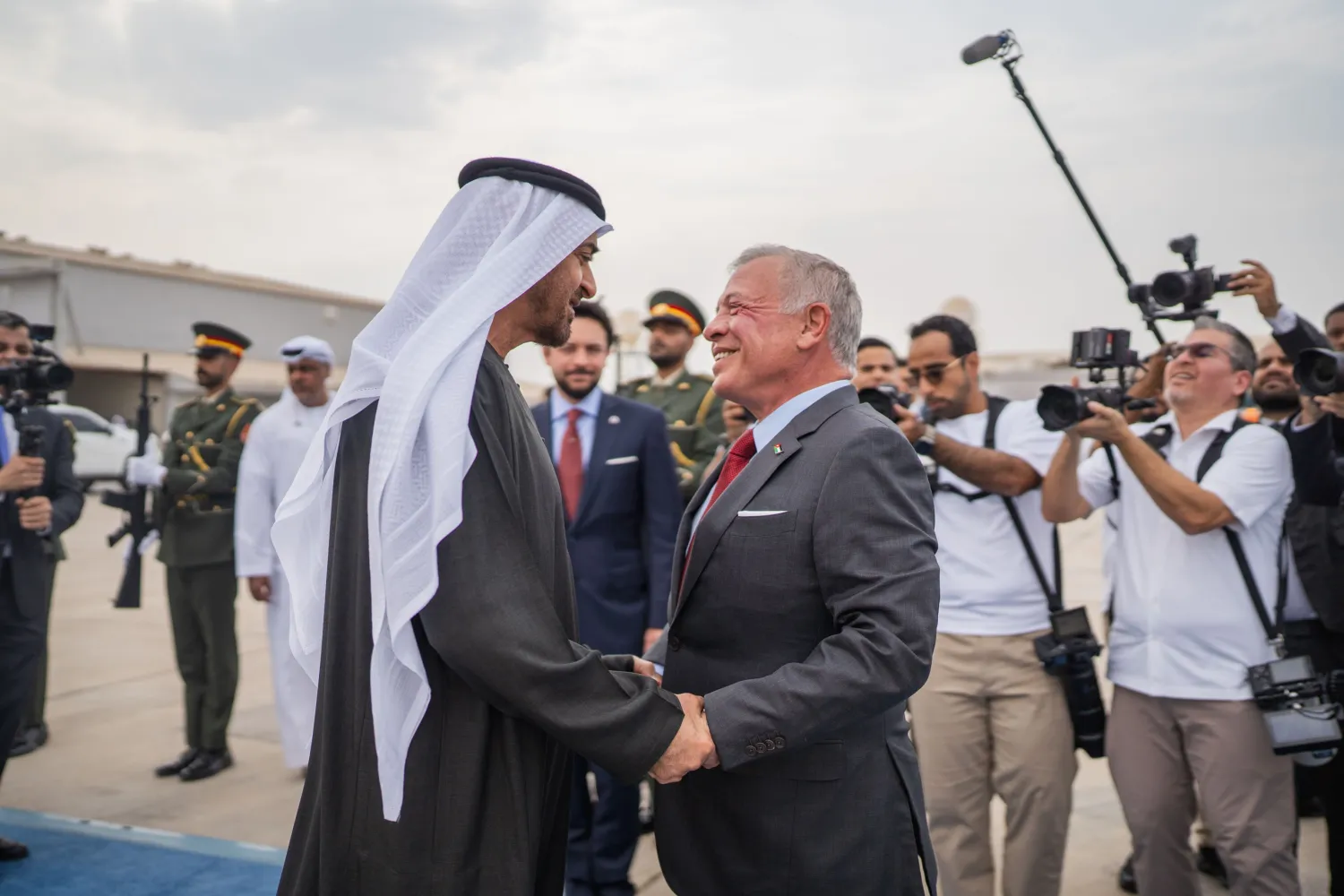 الشيخ محمد بن زايد والعاهل الأردني الملك عبد الله الثاني بن الحسين (بترا)