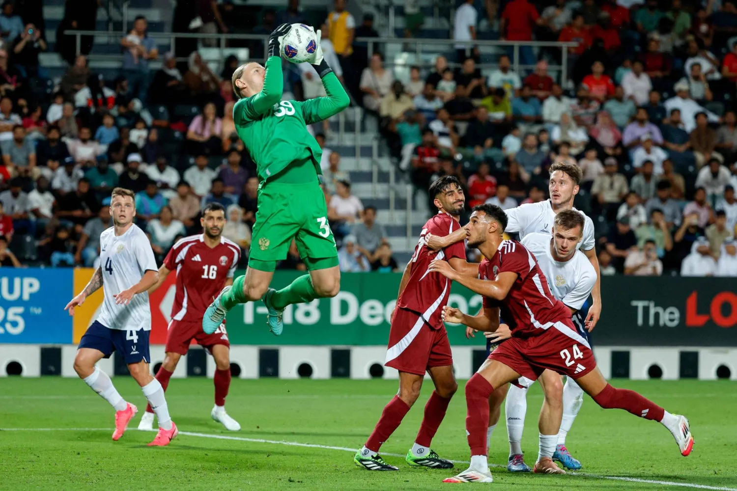 قطر خسرت أمام روسيا بالأربعة وديّاً (أ.ف.ب)