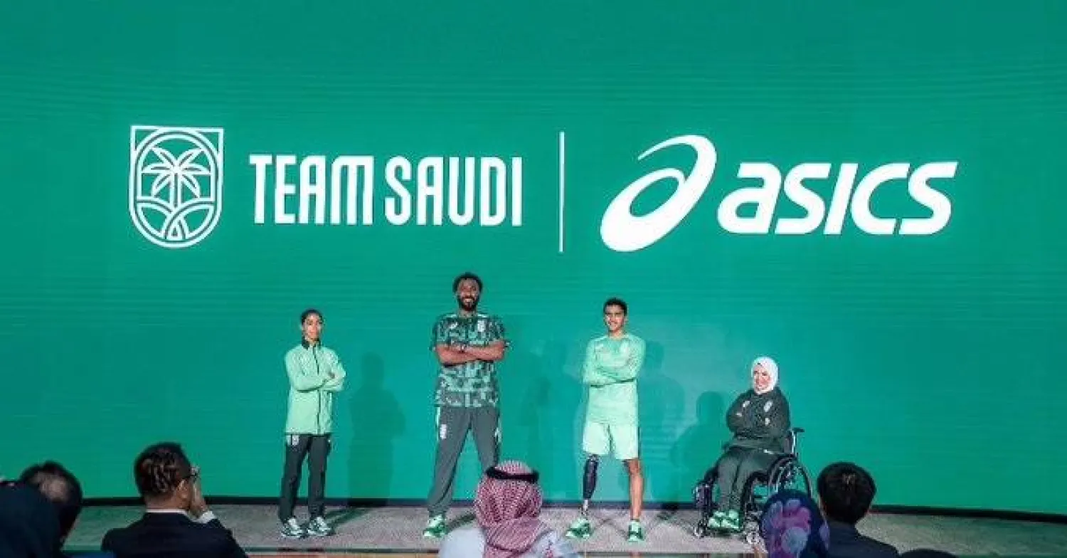 جانب من تدشين الزي الرسمي (فريق السعودية)