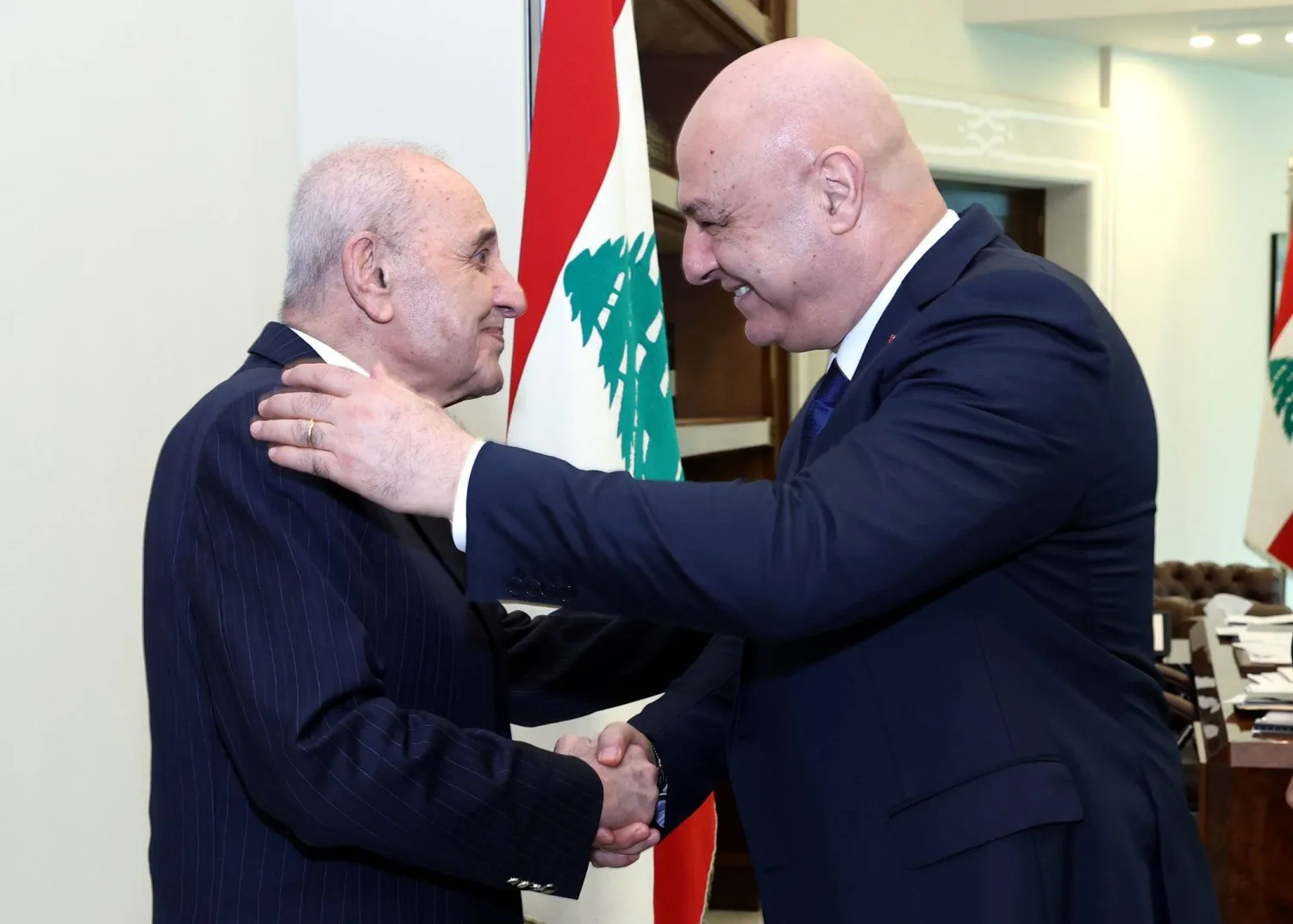 رئيس الجمهورية جوزيف عون مستقبلاً رئيس البرلمان نبيه برّي (رئاسة الجمهورية)