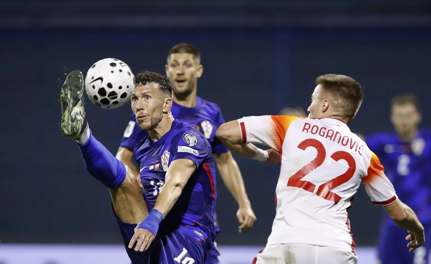 كرواتيا هزمت مونتينيغرو برباعية (إ.ب.أ)