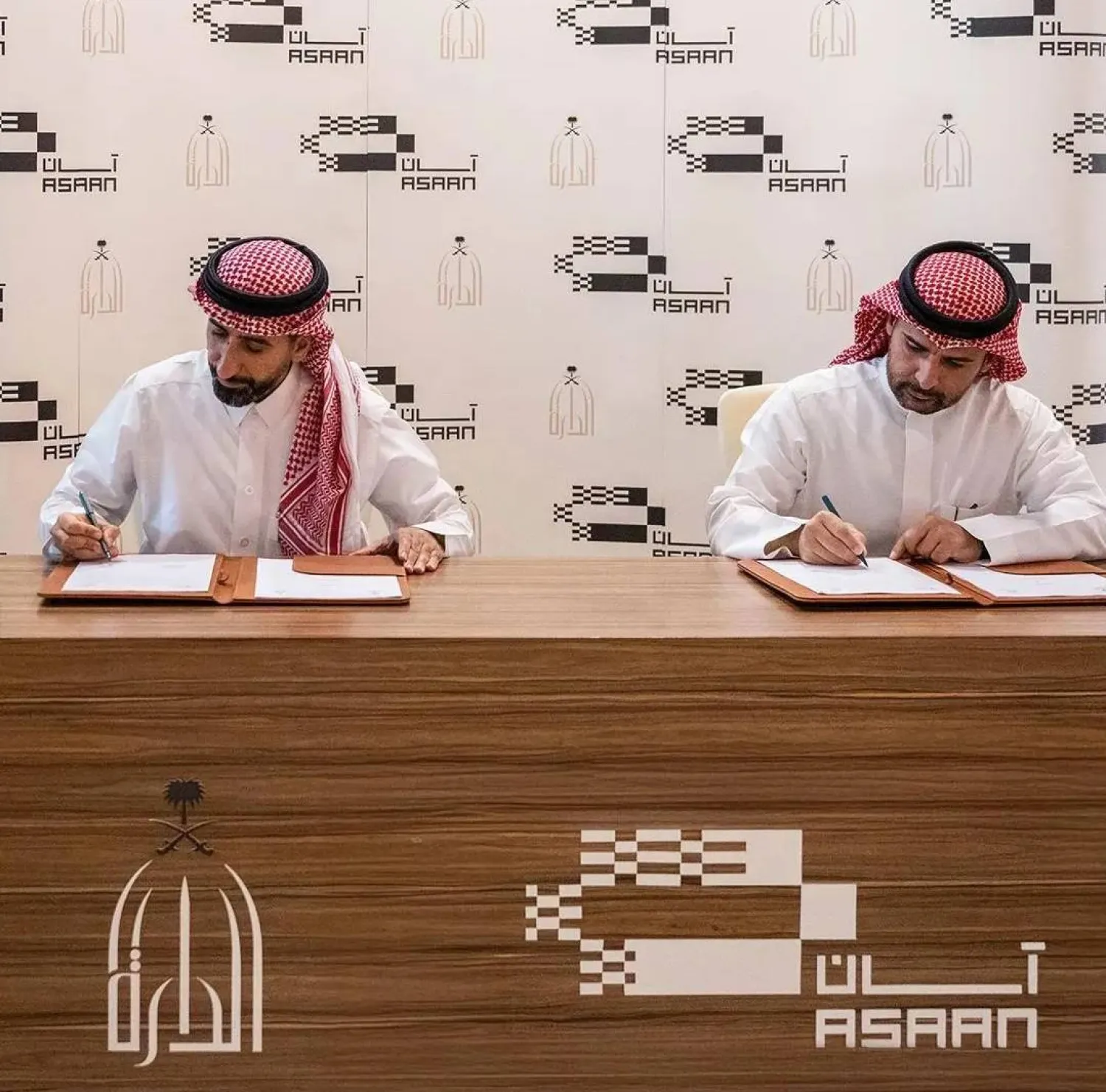 Officials sign the MoU on Monday. (SPA)