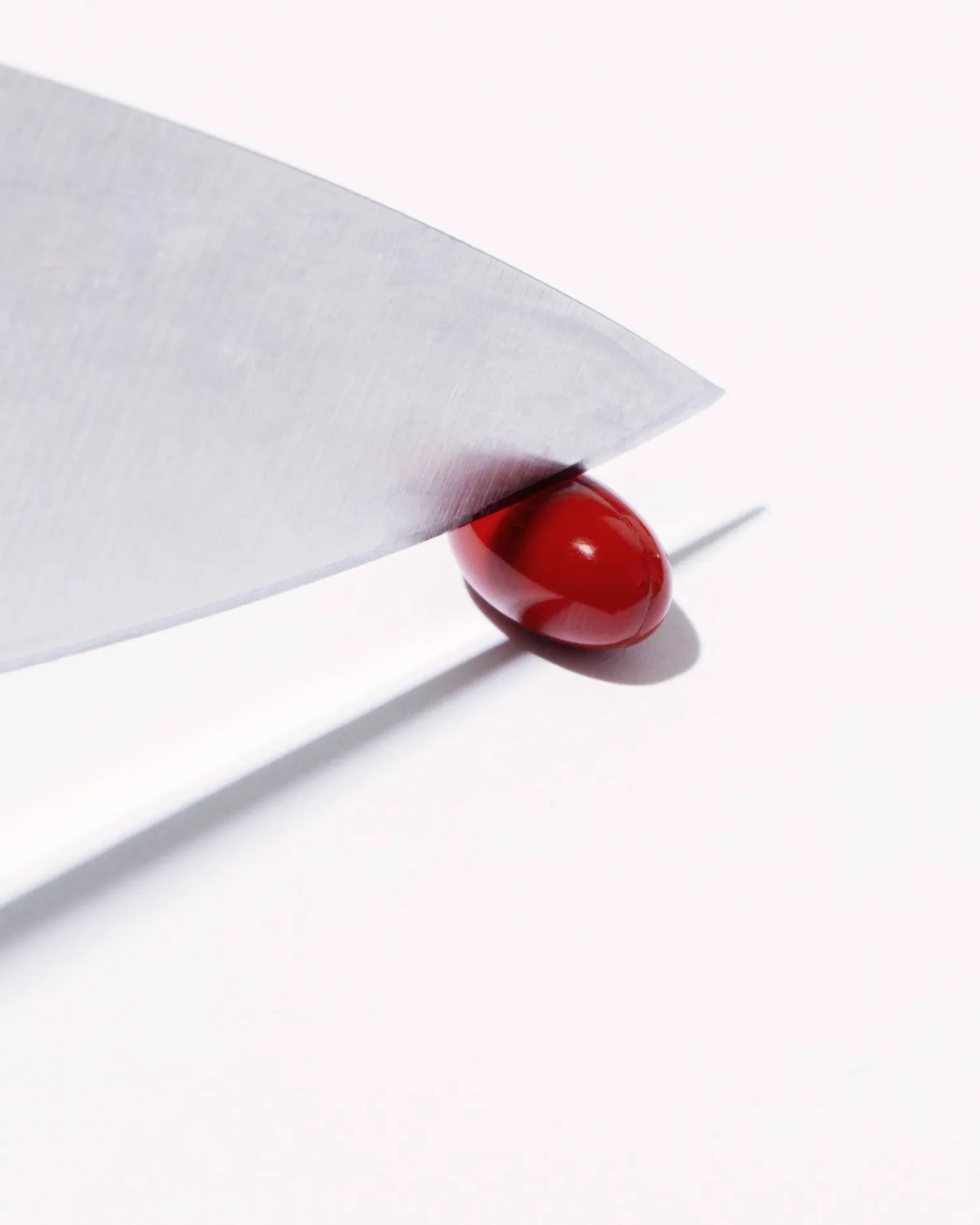 الجرعات الصغيرة من دواء «أكيوتين» لحب الشباب... هل هي فعّالة؟