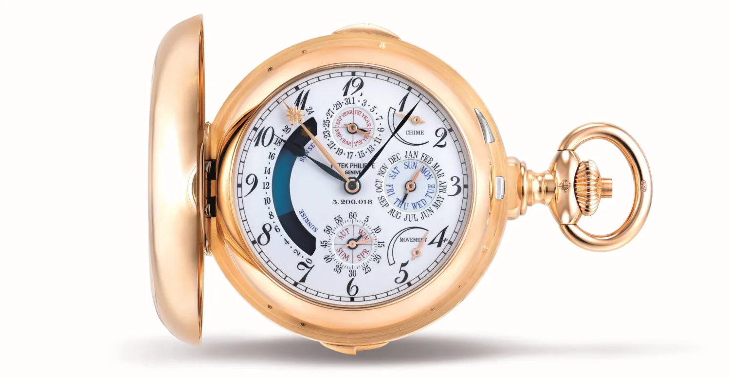 من ميزاتها قدرتها على عزف نغمة مطابقة تماماً لصوت ساعة «بيغ بن»... (سوذبيز)