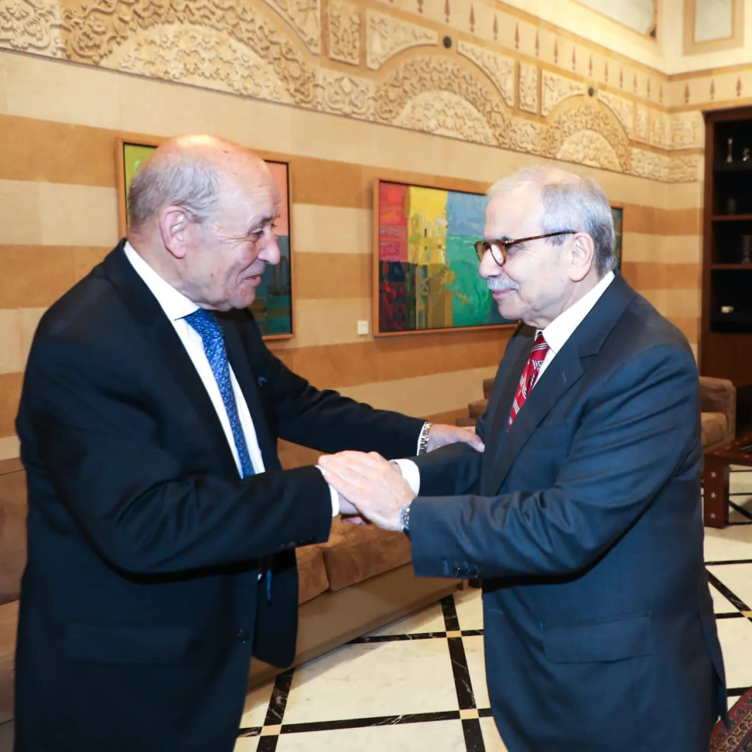 رئيس الحكومة اللبنانية نواف سلام يستقبل الموفد الفرنسي جان إيف لودريان (رئاسة الحكومة)