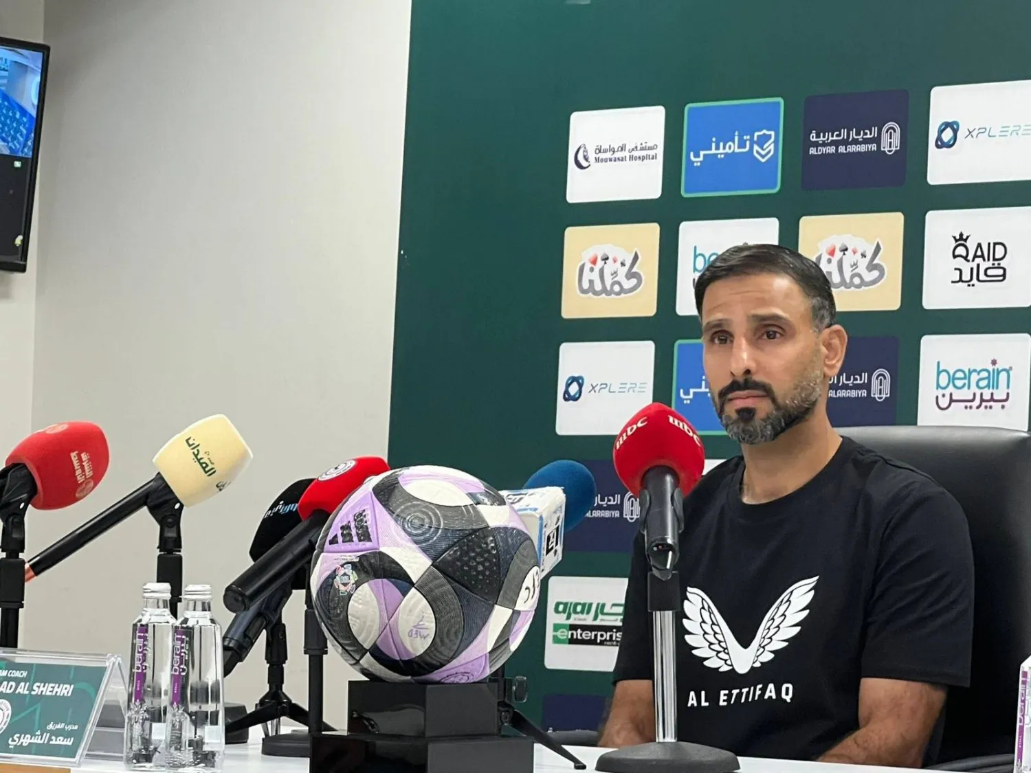 سعد الشهري خلال المؤتمر الصحافي الذي يسبق مواجهة الأهلي (الشرق الأوسط)