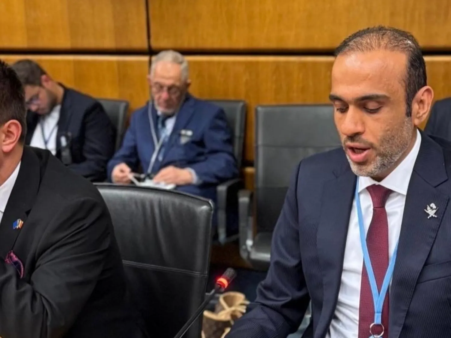 السفير القطري جاسم الحمادي لدى إلقائه البيان أمام مجلس محافظي الوكالة الدولية للطاقة الذرية في فيينا (قنا)