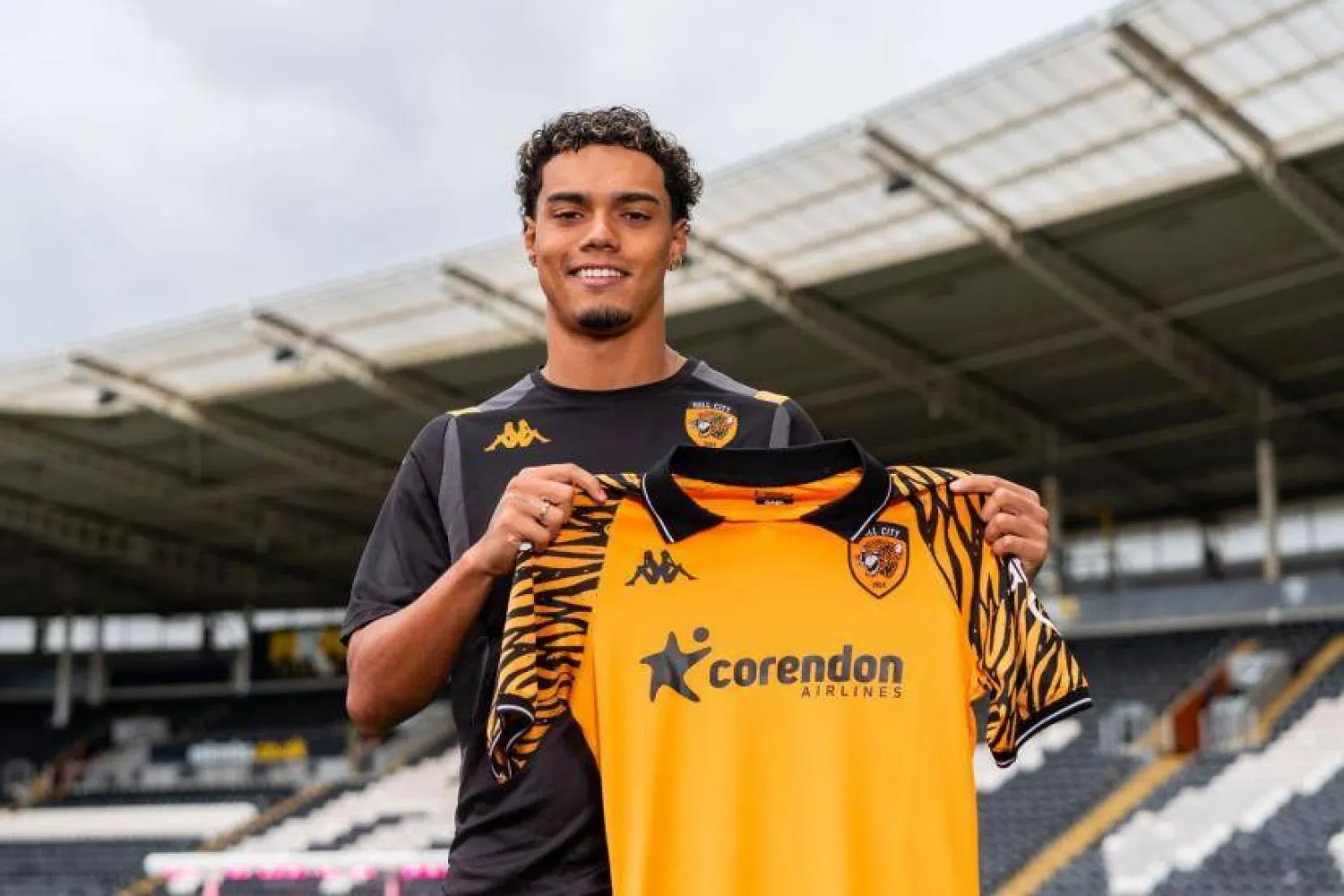 جواو منديز (نادي هال سيتي)