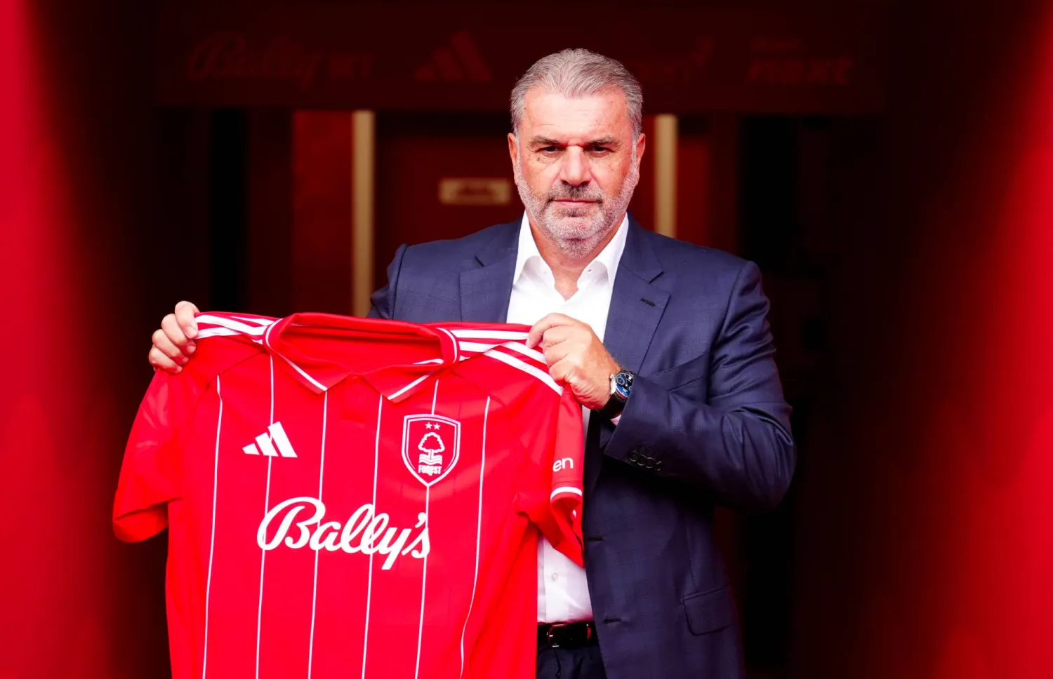 أنجي بوستيكوغلو المدير الفني الجديد لفريق نوتنغهام فورست (د.ب.أ)