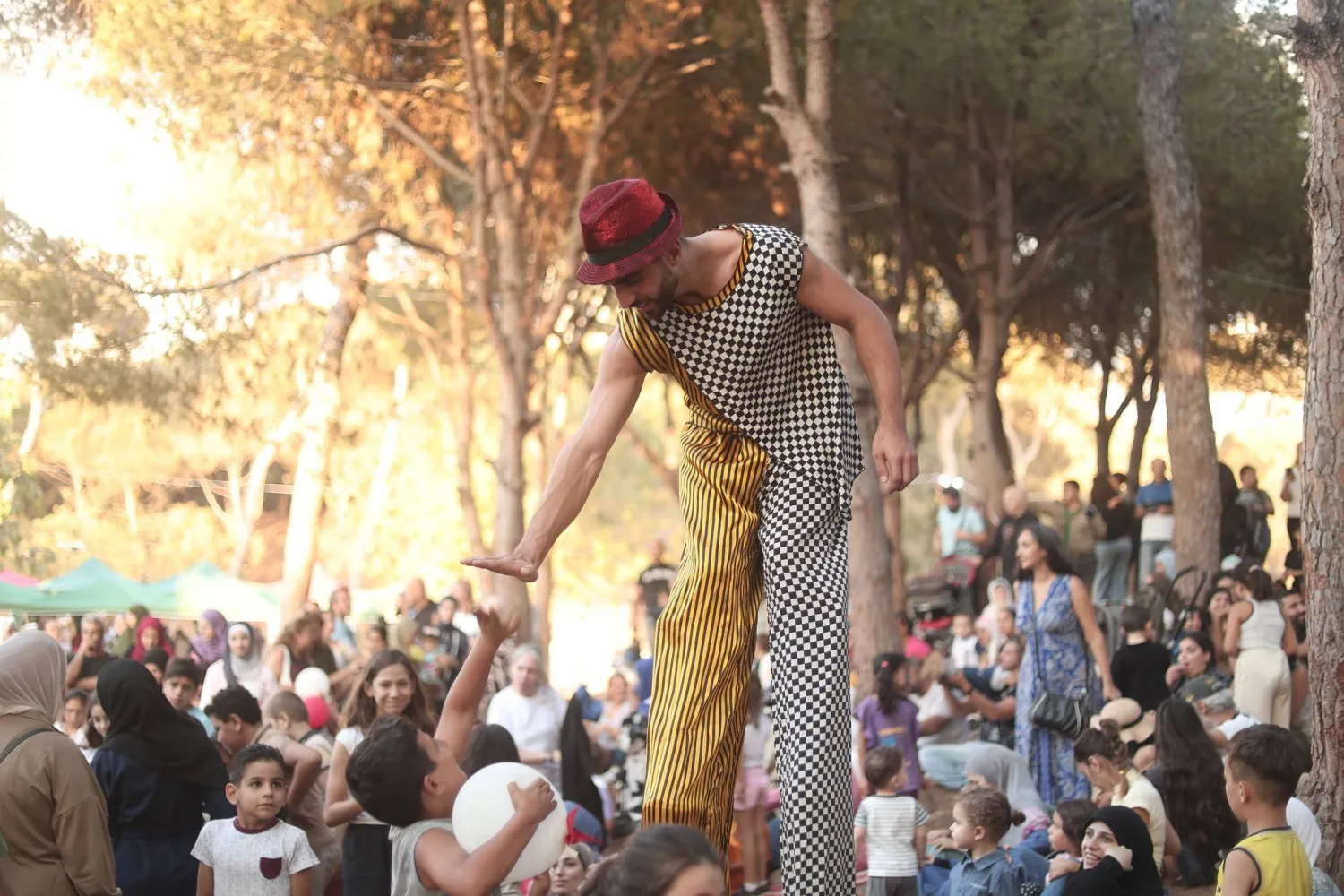 كلّ تصفيق يقول إنّ المشهد يعني الجميع (السبيل)