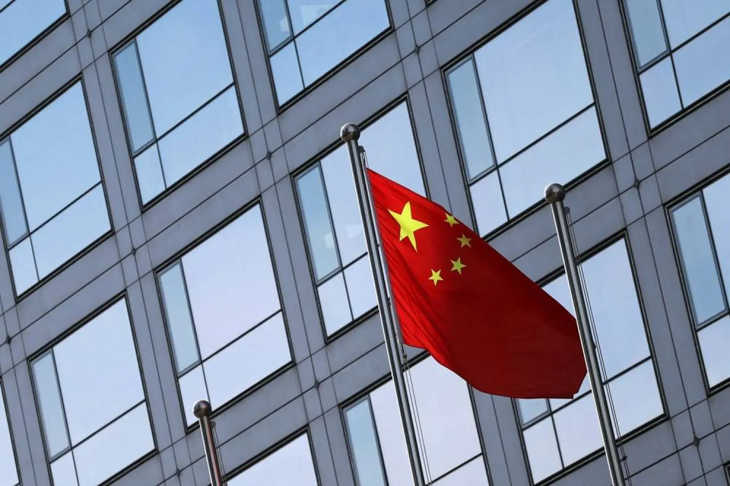 A Chinese flag flutters outside the China Securities Regulatory Commission (CSRC) building on the Financial Street in Beijing, China February 8, 2024. (Reuters)