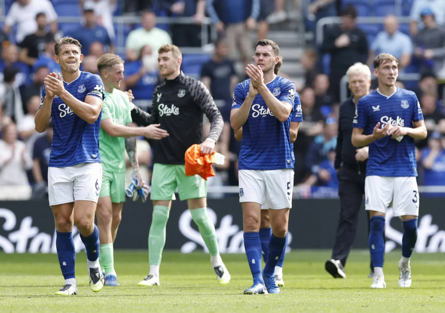 إيفرتون بدا وكأنه فريق مختلف تماماً بعد 4 مواسم مخيبة للأمال (رويترز)