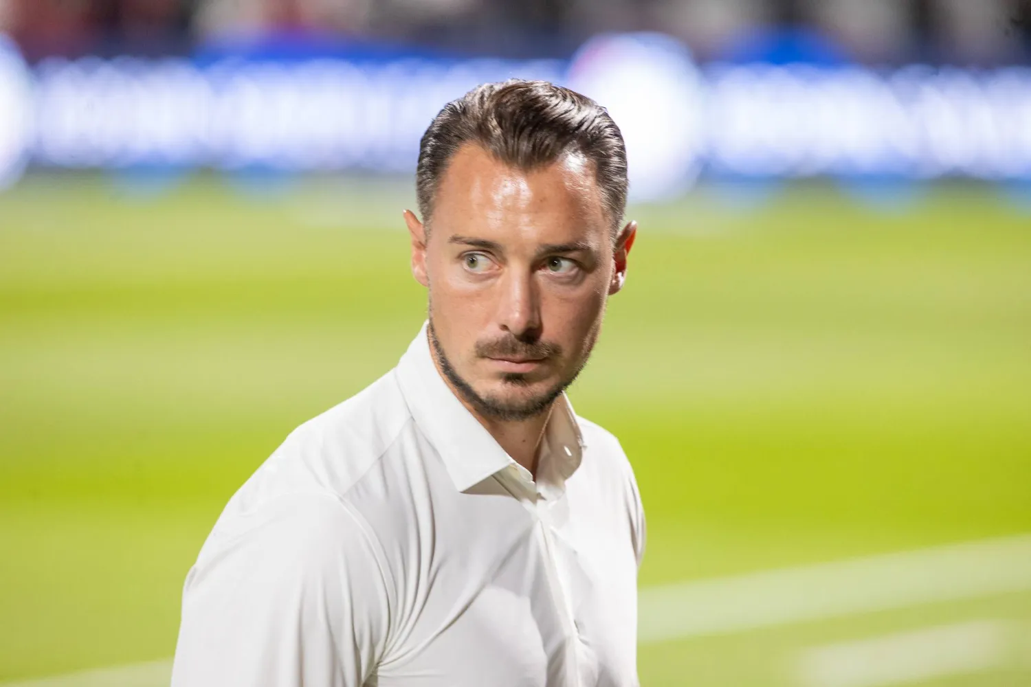 الألماني ماتياس يايسله مدرب فريق الأهلي (تصوير: عيسى الدبيسي) 