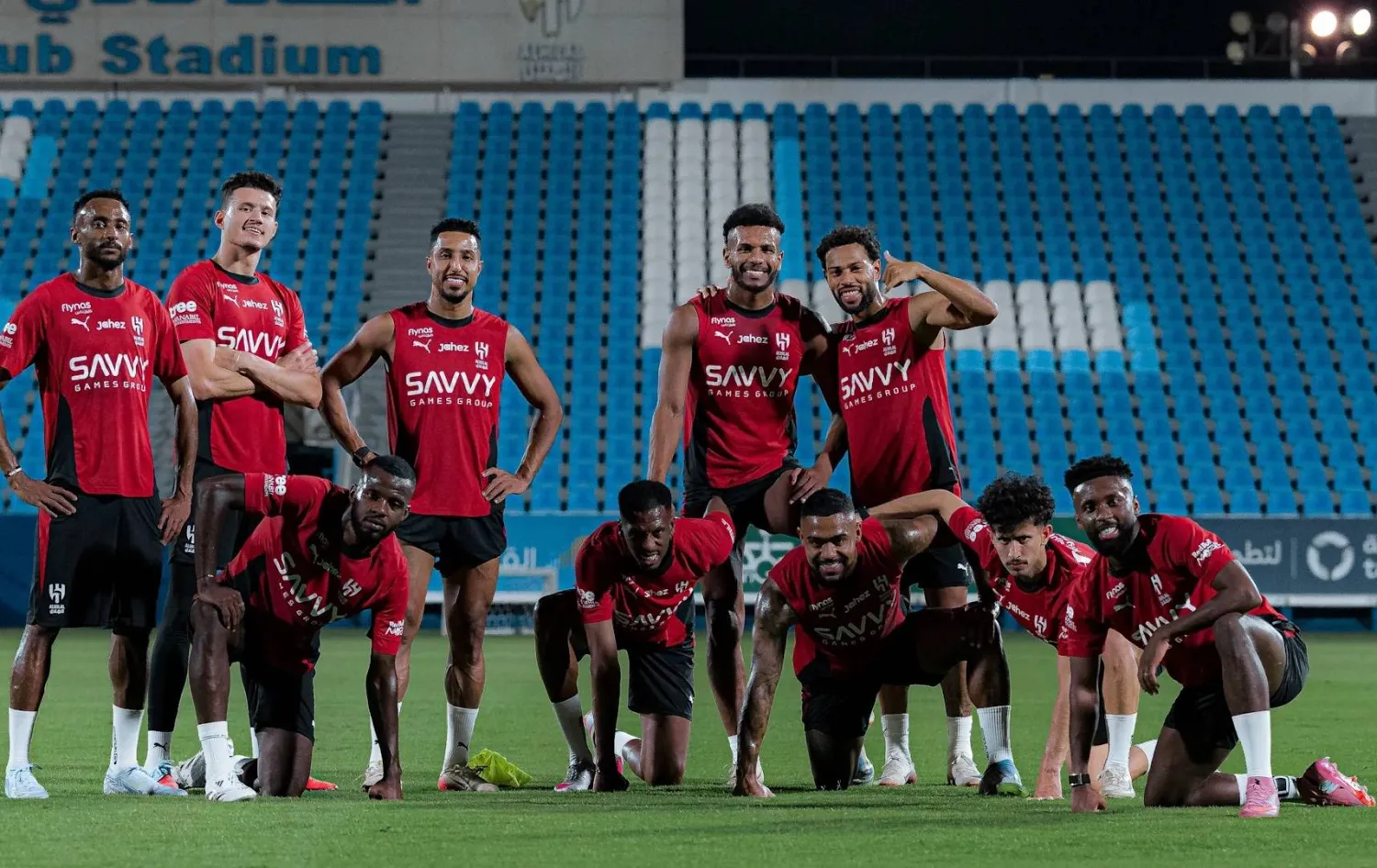 لاعبو الهلال في اختبار حقيقي أمام كتيبة القادسية (نادي الهلال)