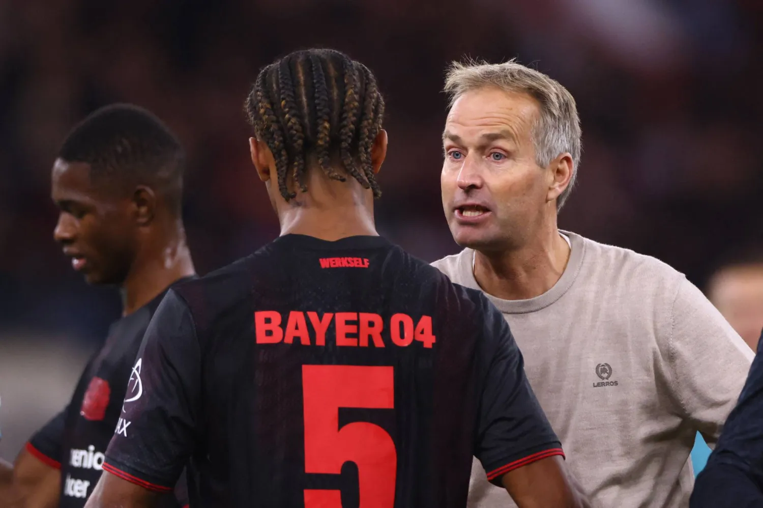 كاسبر هيولماند المدير الفني الجديد لفريق باير ليفركوزن الألماني (رويترز)