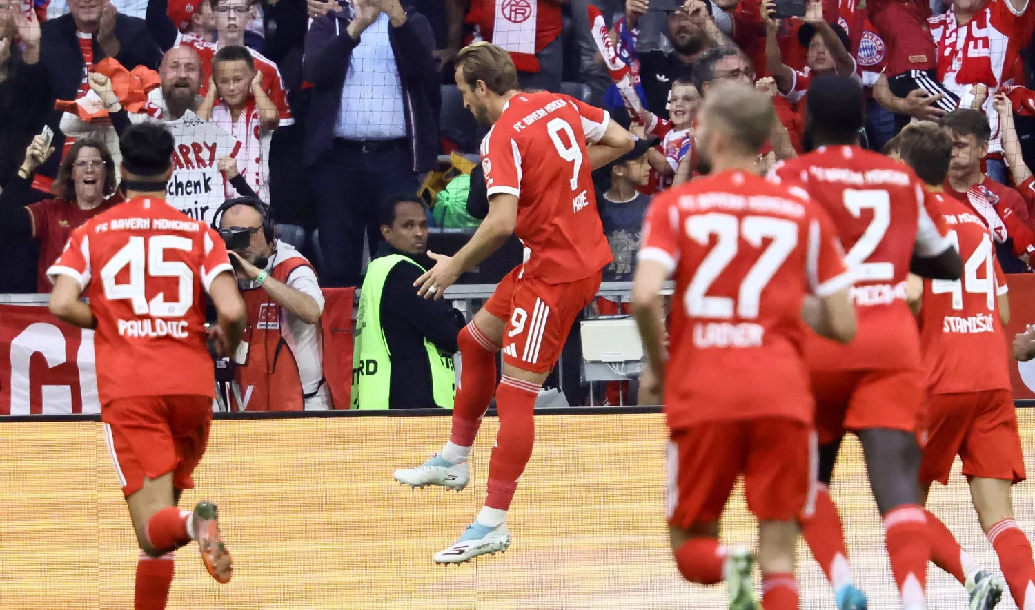 كين نجم المباراة الأول بلا منازع (إ.ب.أ)