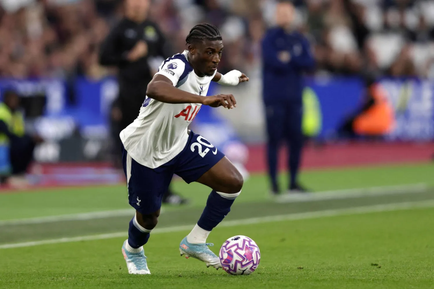 محمد قدوس لاعب توتنهام هوتسبير (أ.ف.ب)