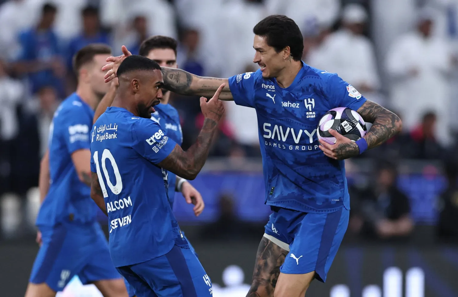 نونيز محتفلا بهدفه الأخير مع الهلال أمام القادسية (رويترز)