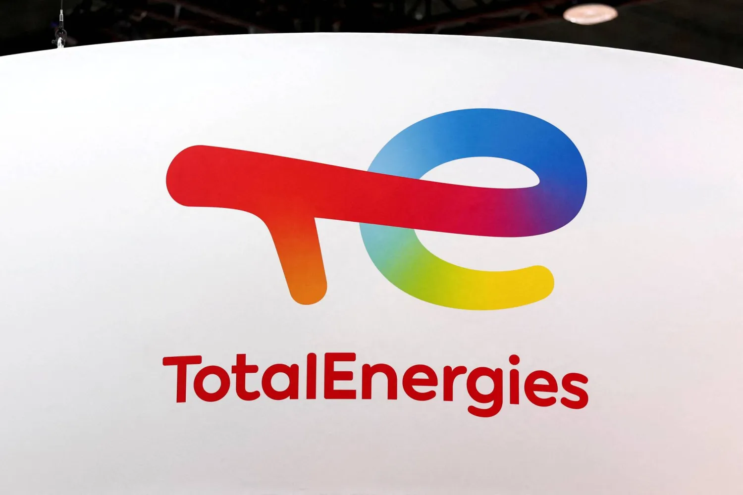 FILE PHOTO: The logo of TotalEnergies is seen at the Viva Technology conference at Porte de Versailles exhibition center in Paris, France, June 12, 2025. REUTERS/Benoit Tessier/File Photo