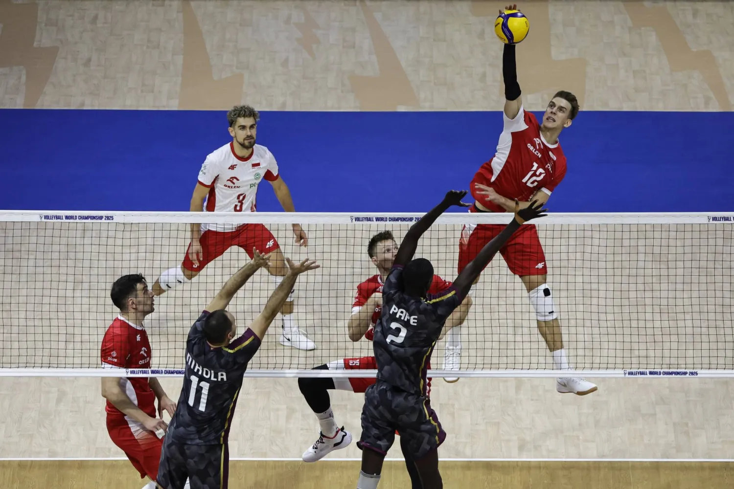 قطر خسرت أمام بولندا في مونديال الطائرة (إ.ب.أ)