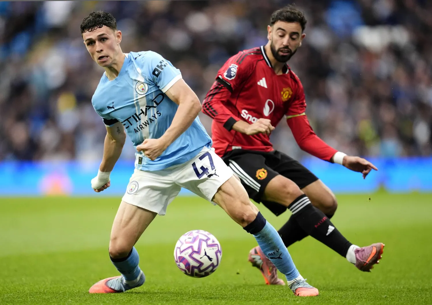 سيتي اكتسح اليونايتد بثلاثية (د.ب.أ)