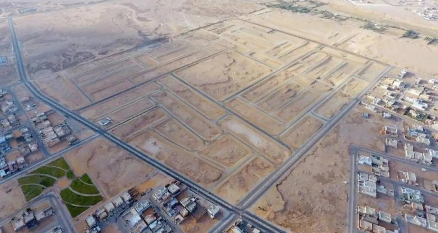 مجموعة أراضٍ بيضاء في السعودية (الشرق الأوسط)