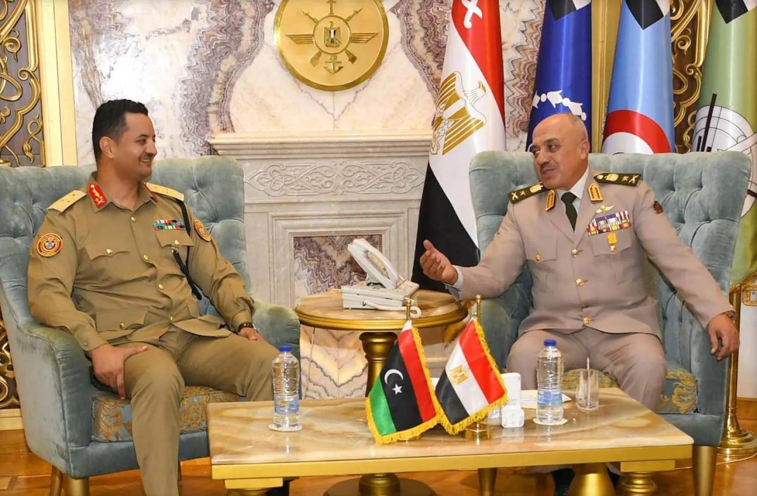  اجتماع رئيسي أركان الجيش المصري و«الوطني الليبي» (المتحدث العسكري المصري)