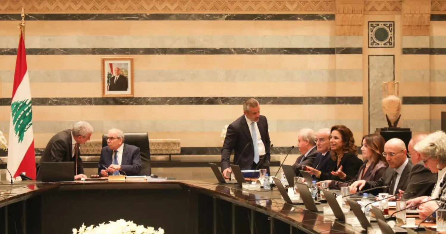 رئيس الحكمة نواف سلام مترئساً جلسة الحكومة (رئاسة الحكومة)