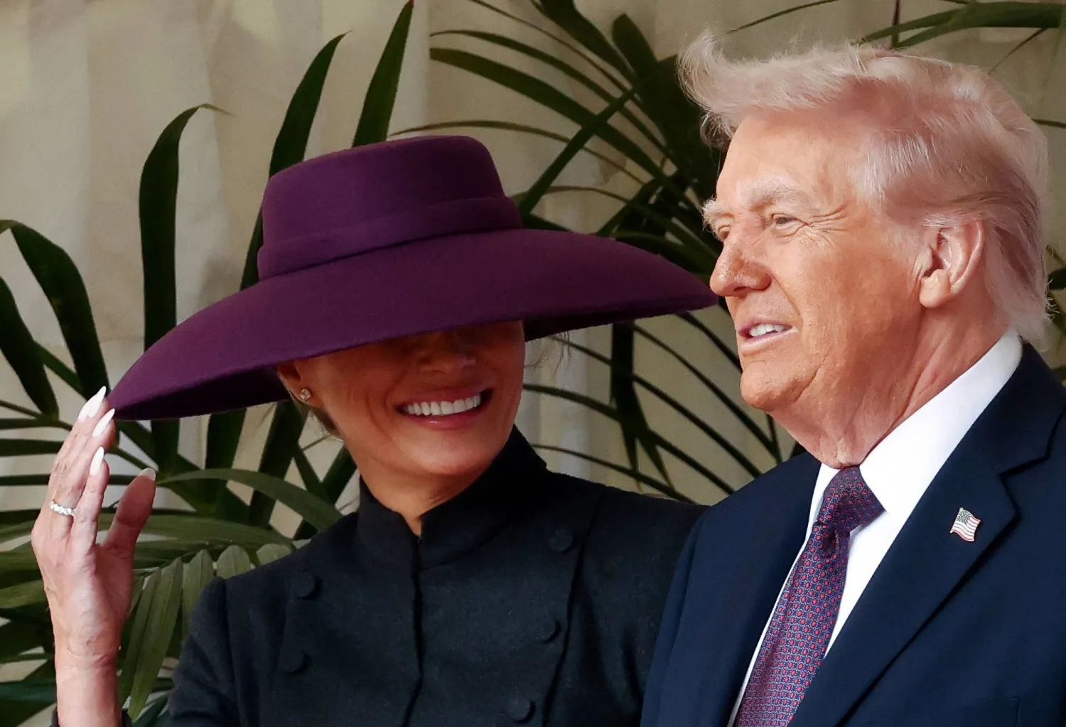 ميلانيا ودونالد ترمب في قلعة وندسور (رويترز)