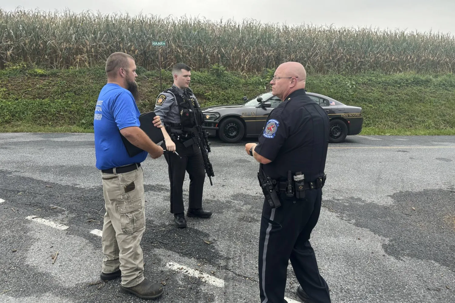 الشرطة طوقت المنطقة المحيطة بموقع إطلاق نار في نورث كودوروس (ا.ب)