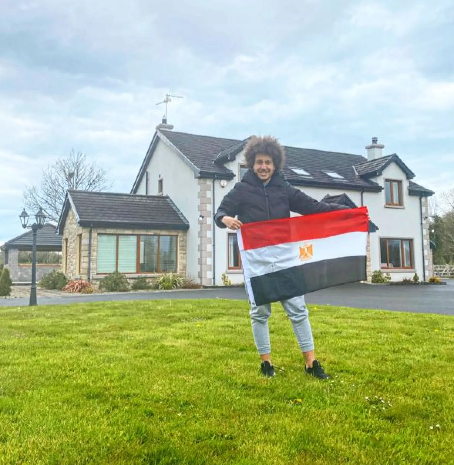 أحمد عبد القادر (حسابه على «فيسبوك»)