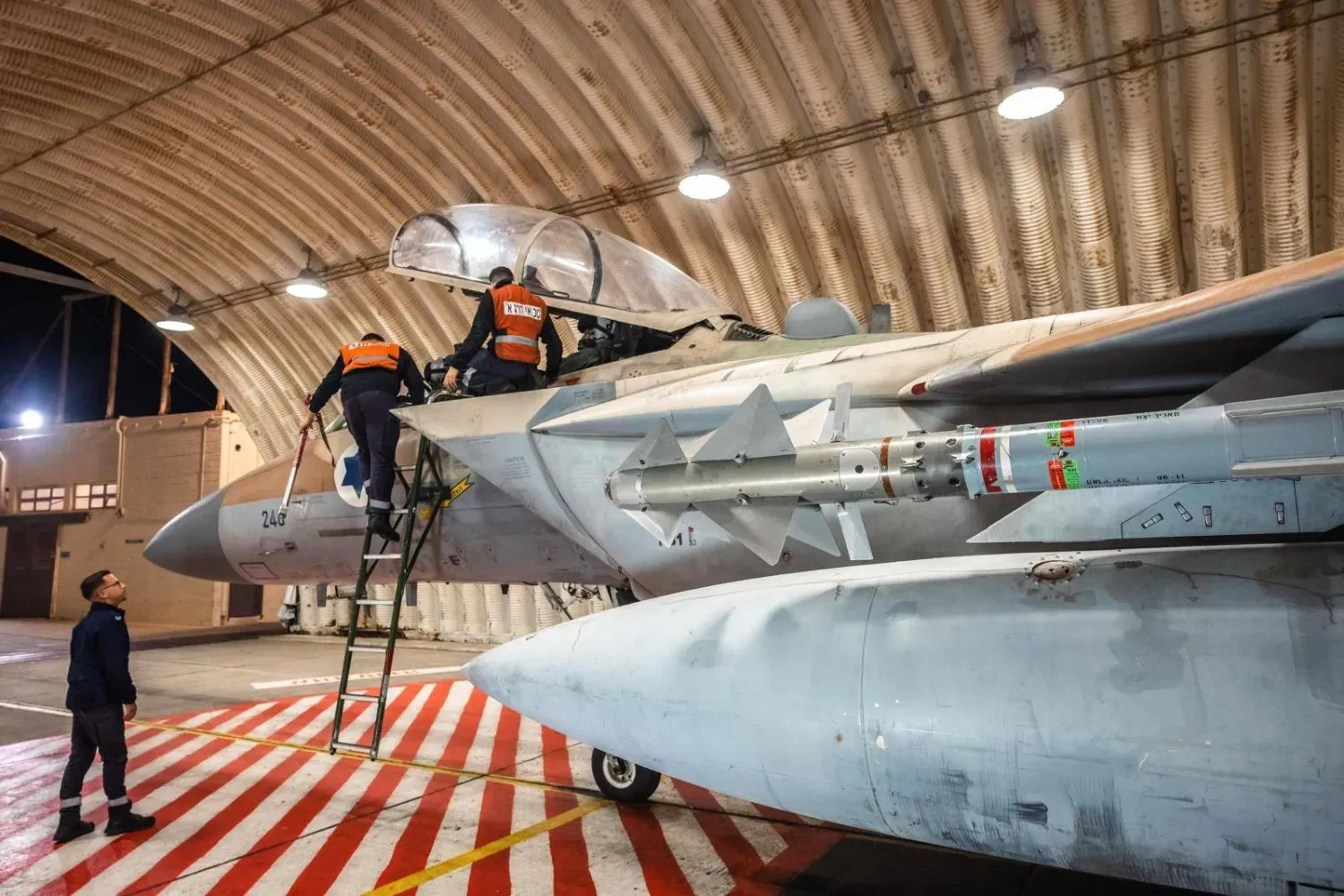  İsrail’e ait bir F-15 savaş uçağı (İsrail ordusu internet sitesi)