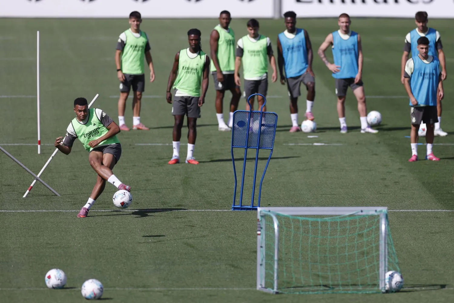 الدوري الإسباني: الريال يصطدم بإسبانيول المتألق... وبرشلونة يراقبه