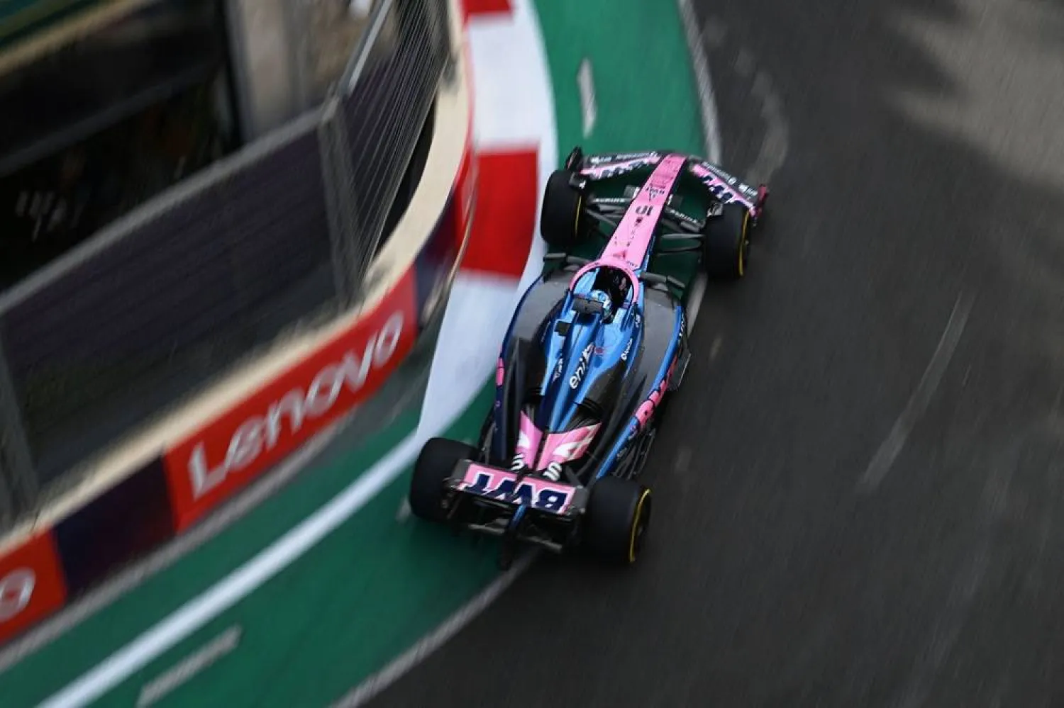  Alpine's French driver Pierre Gasly drives during a practice session of the Formula One Azerbaijan Grand Prix at the Baku City Circuit in Baku on September 19, 2025. (AFP) 