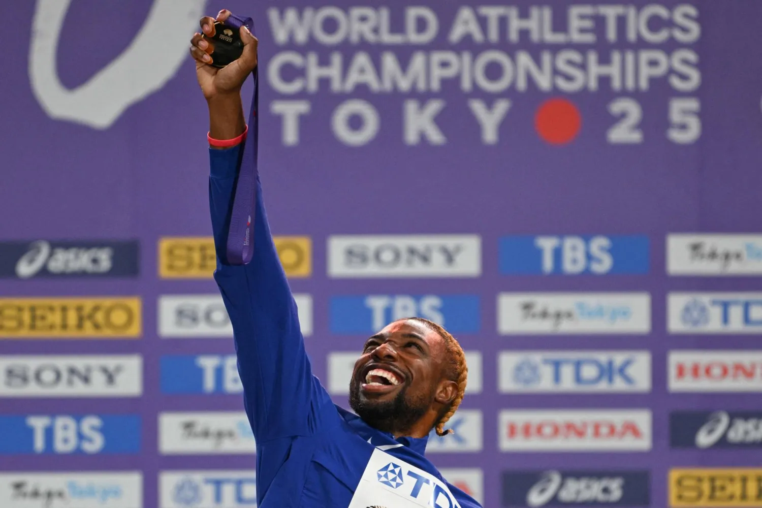 نواه لايلز (أ.ف.ب)