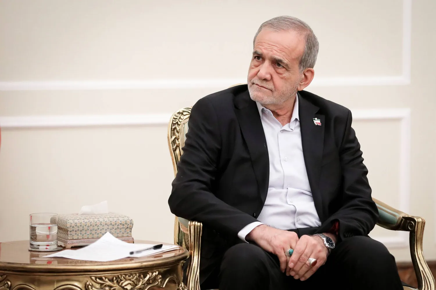 8 September 2025, Iran, Tehran: Iranian President Masoud Pezeshkian attends a meeting with Russian Minister of Energy Sergei Tsivilev. (Iranian Presidency/dpa)