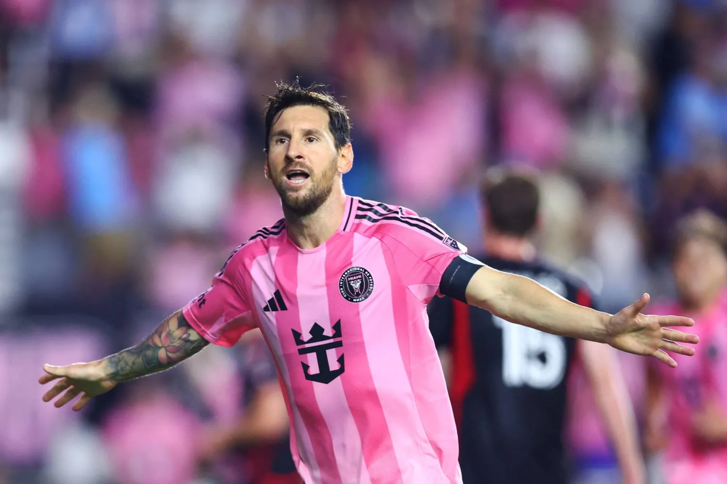 FORT LAUDERDALE, FLORIDA - SEPTEMBER 20: Lionel Messi #10 of Inter Miami CF celebrates after scoring the team's third goal during the MLS match between Inter Miami CF and D.C. United at Chase Stadium on September 20, 2025 in Fort Lauderdale, Florida. Megan Briggs/Getty Images/AFP