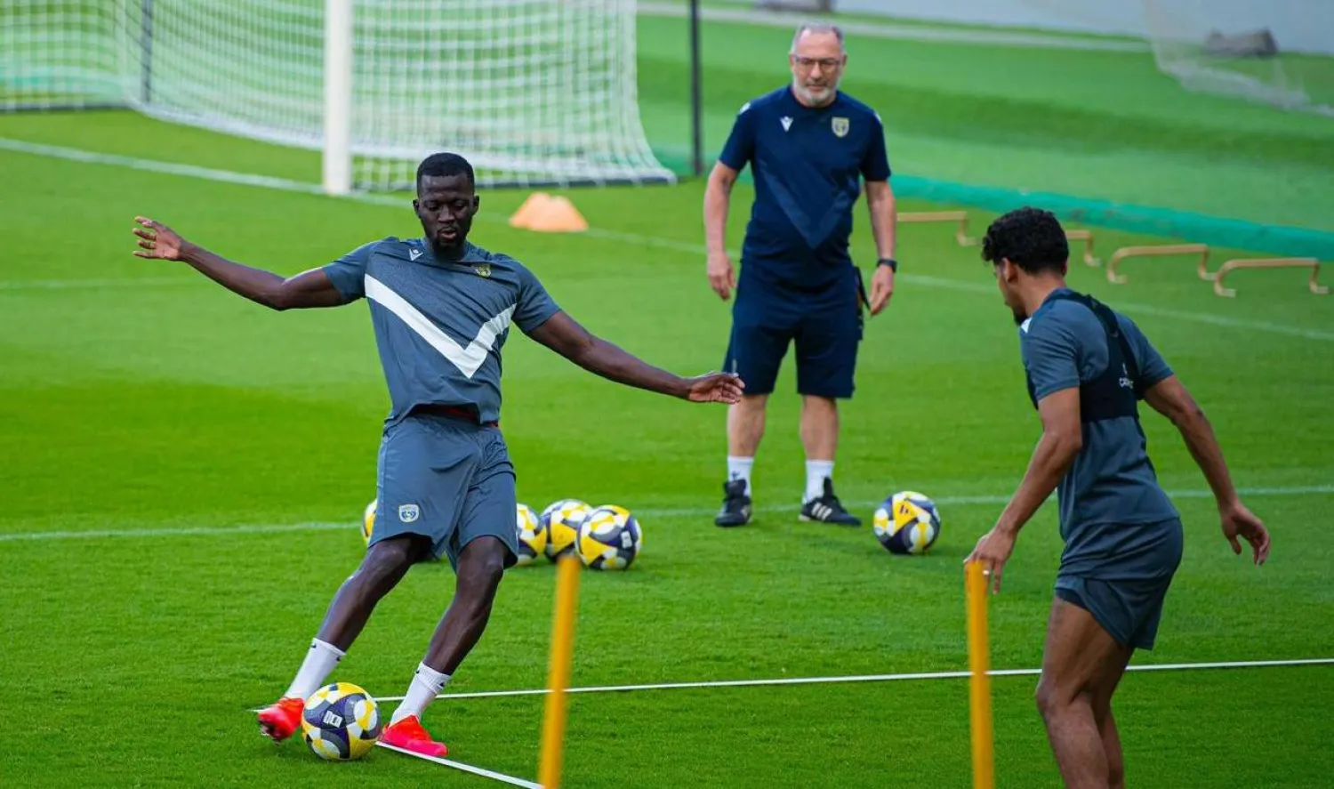 التعاون يسعى لاستكمال ظهوره الفني المثالي تحت قيادة المدرب شاموسكا (نادي التعاون) 