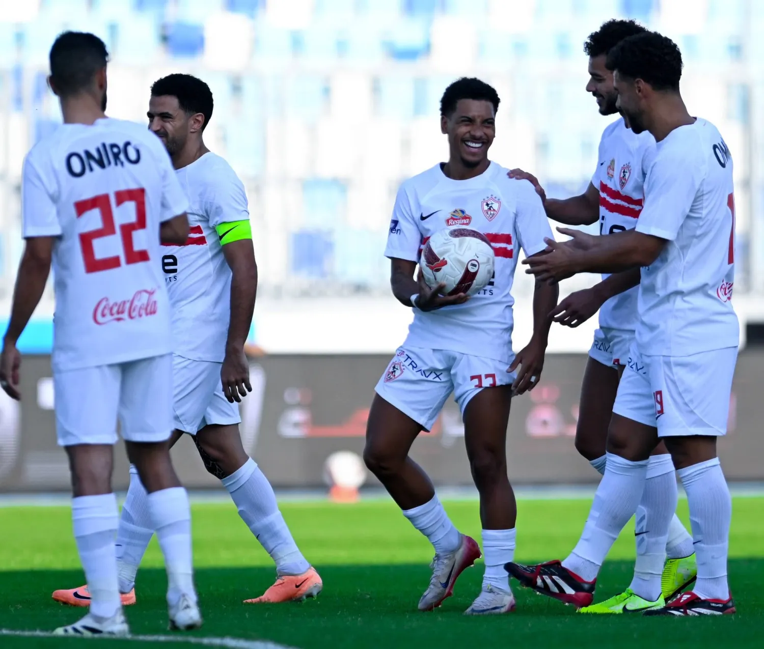 لاعبو الزمالك يسعون للانفراد بالصدارة (نادي الزمالك)