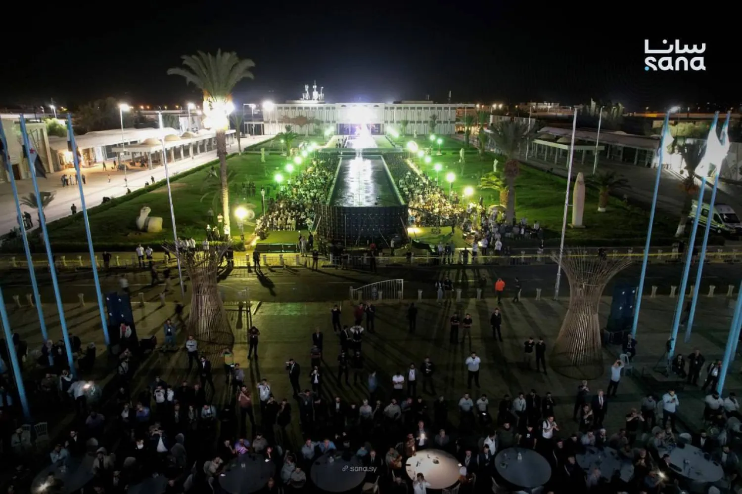 حملة «ريفنا بيستاهل» في مدينة المعارض بريف دمشق (سانا)