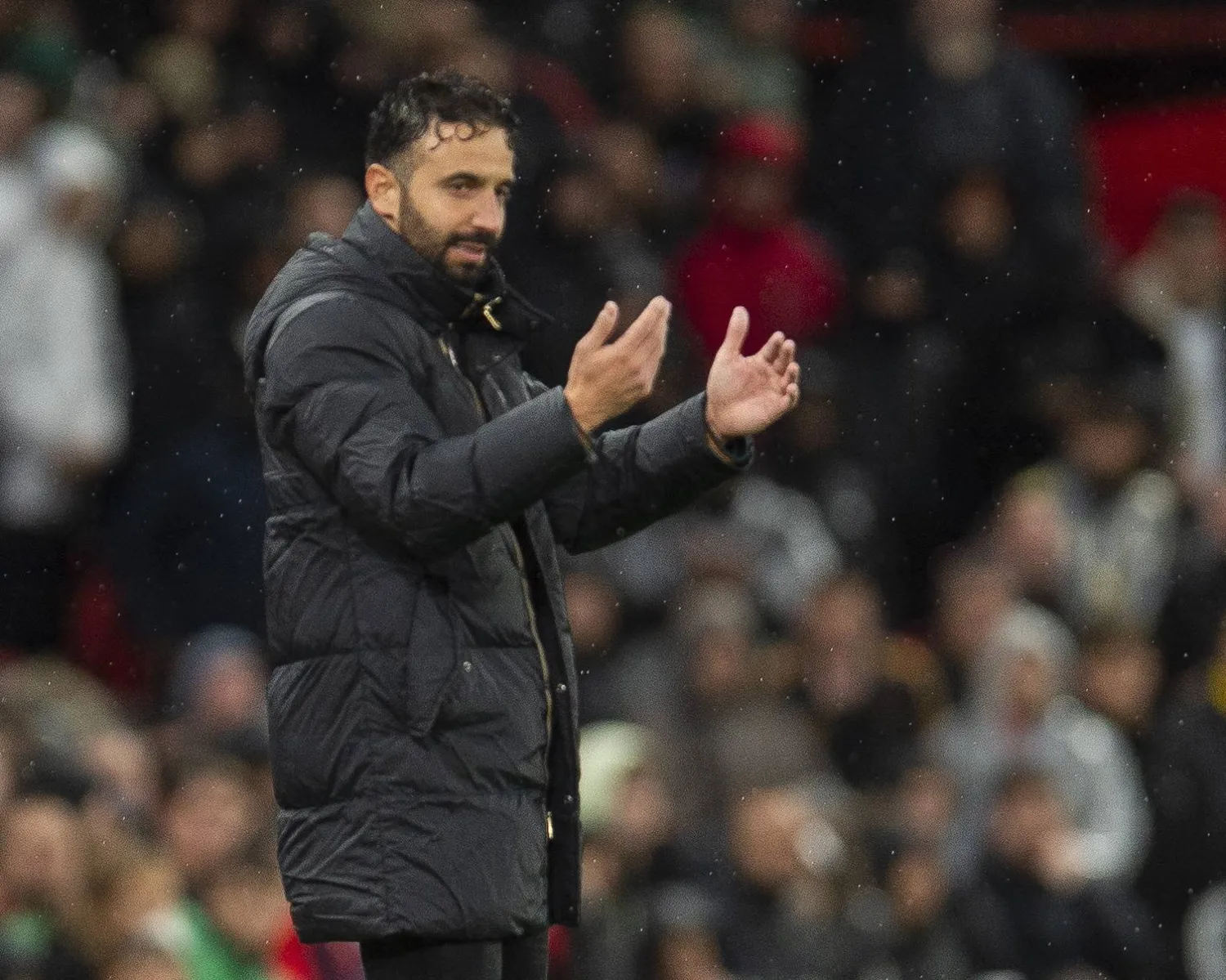 روبين أموريم مدرب مانشستر يونايتد (إ.ب.أ)