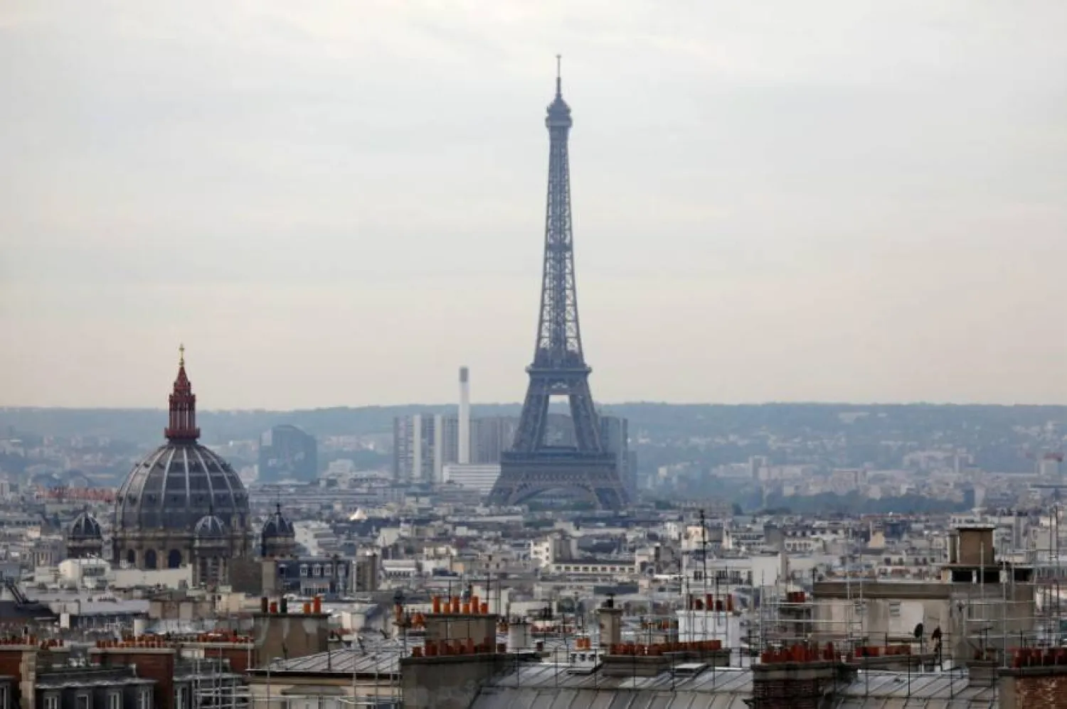 صورة عامة للعاصمة باريس (أرشيفية-رويترز)