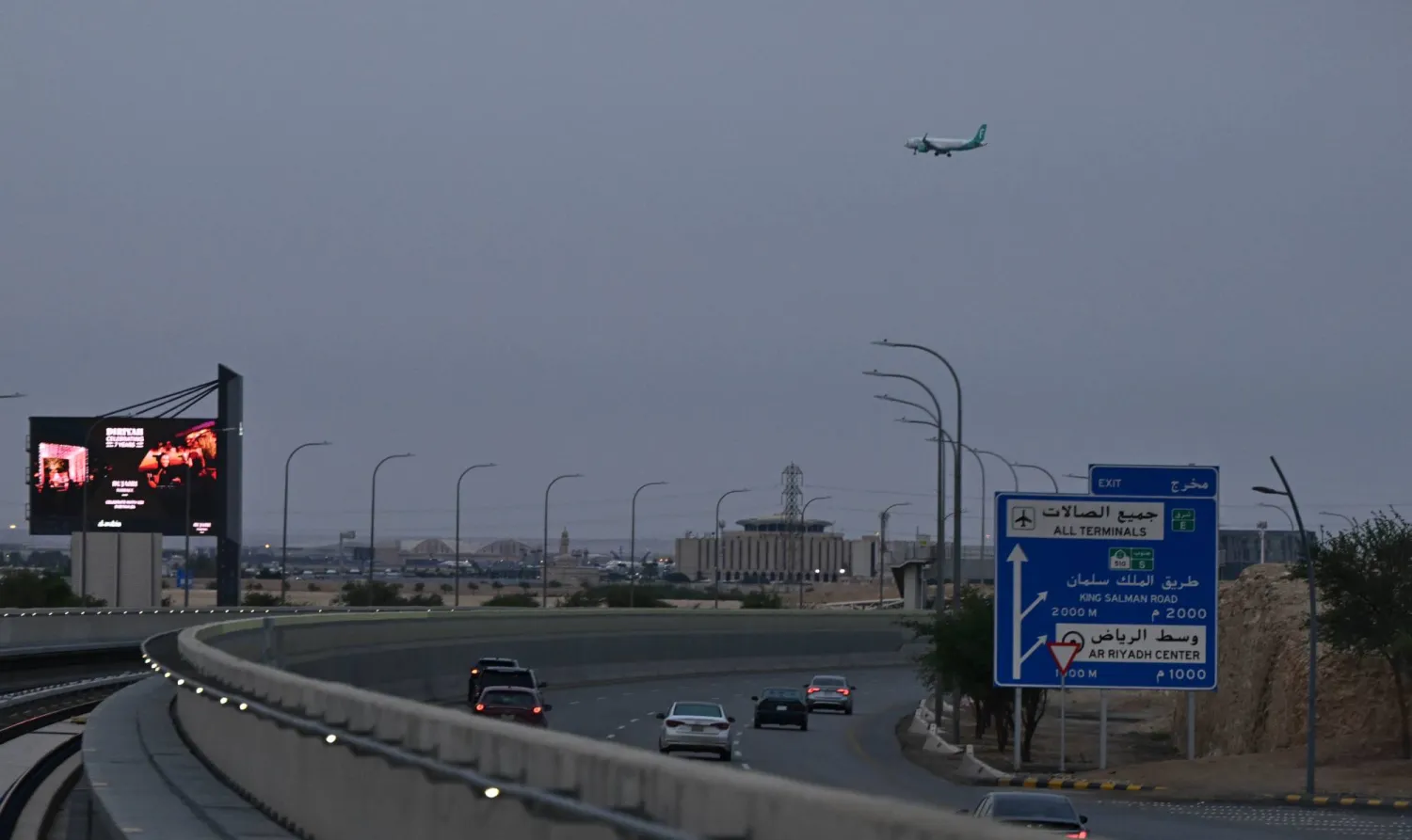 صورة التُقطت خلال أولى رحلات «مترو الرياض»... (الشرق الأوسط)